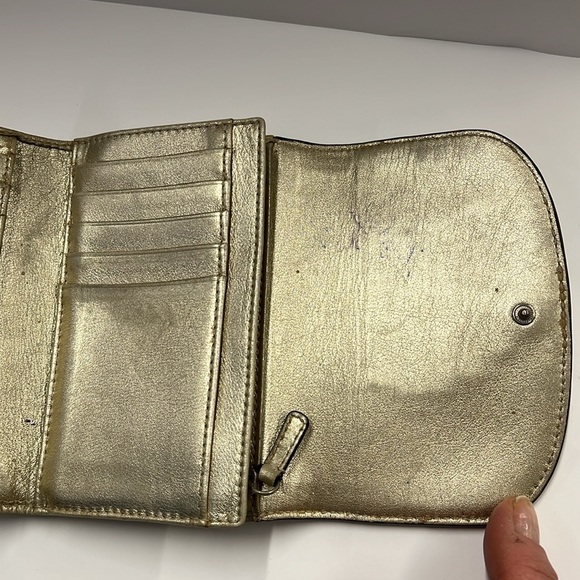 Coach Tri Fold Cream Gold Leather Snap Wallet - Picture 7 of 11